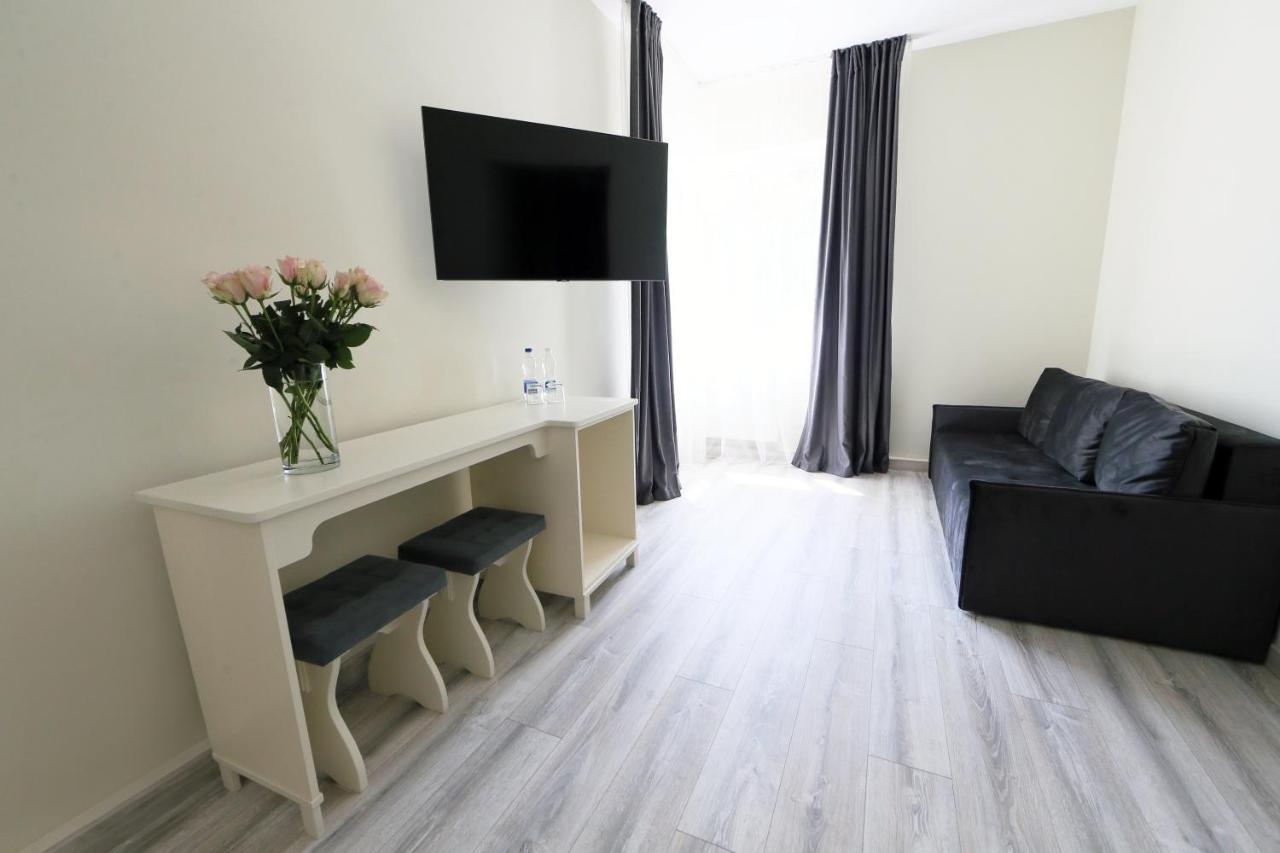Hotel Golden Lemon Готель Золотий Лимон Λβιβ Εξωτερικό φωτογραφία
