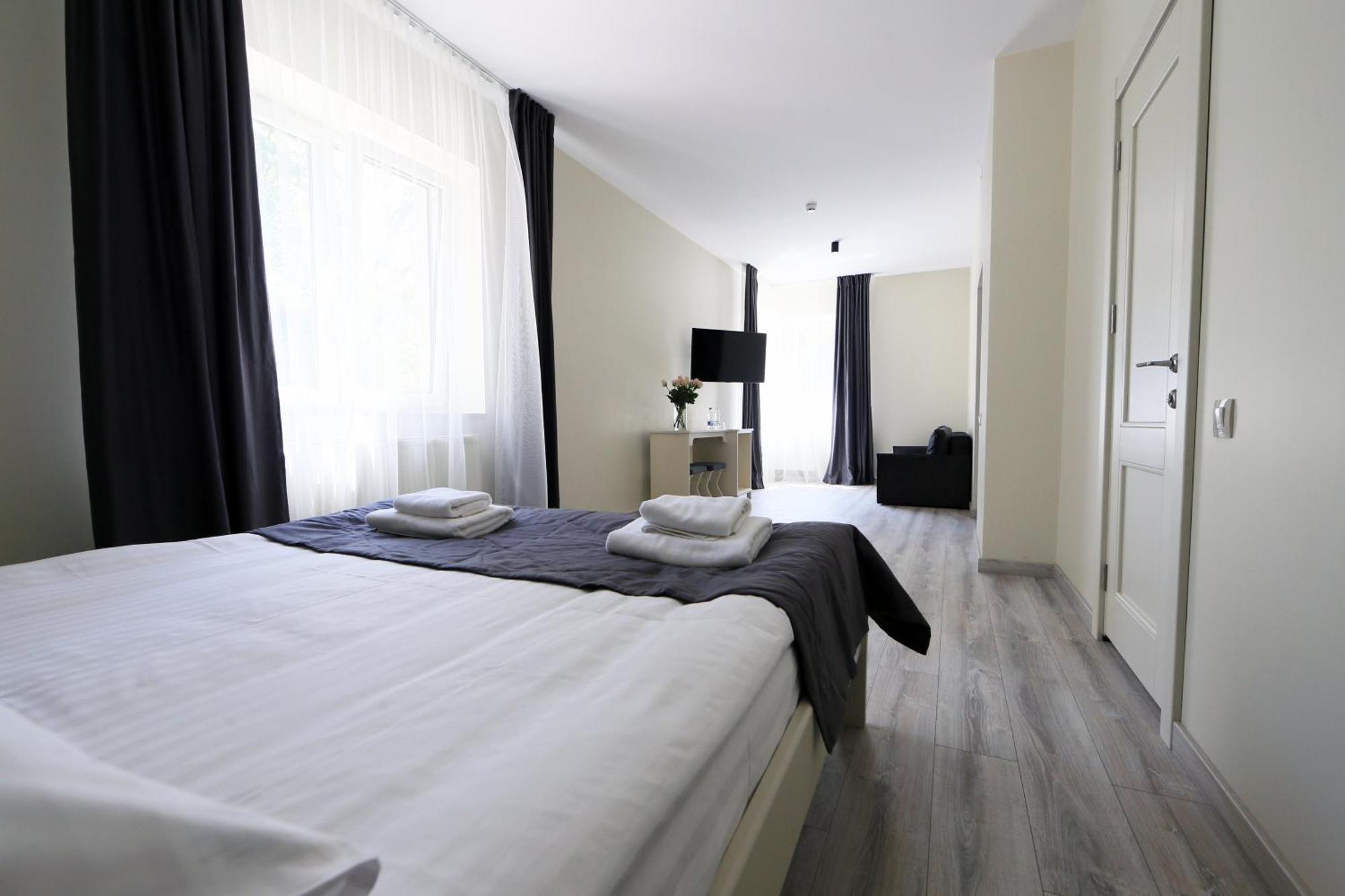 Hotel Golden Lemon Готель Золотий Лимон Λβιβ Δωμάτιο φωτογραφία